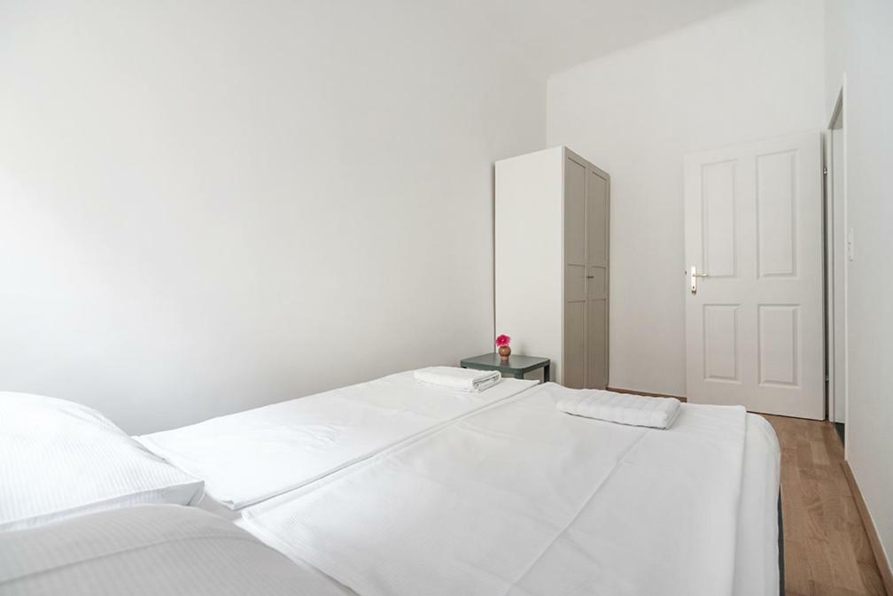 Universum Apartment Vienna Exterior photo